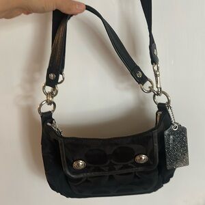 Coach Y2K Poppy Groovy Bag